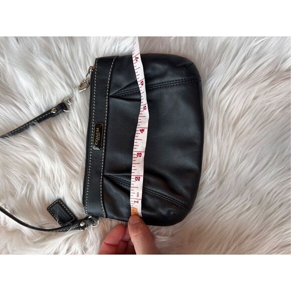 COACH Leather Wristlet Pouch Black Zip Clutch Wallet - Picture 4 of 5
